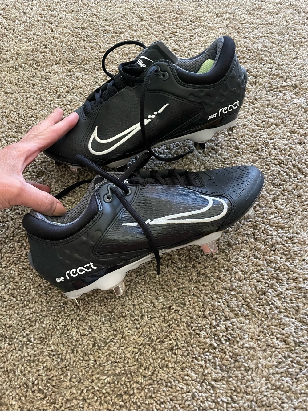 Nike hyperdiamond 4 softball cleats NWOT - Picture 2 of 7